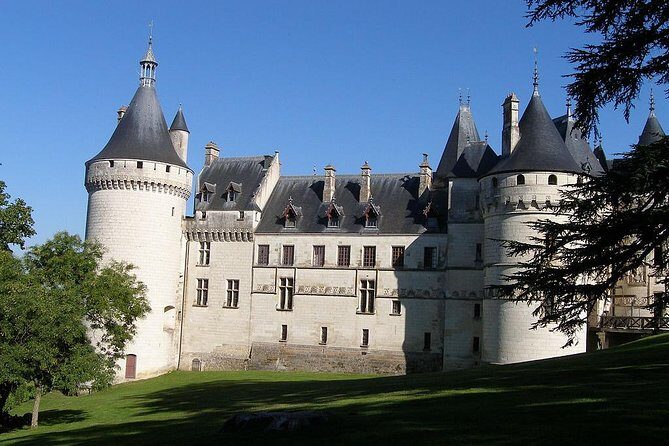 LOIRE VALLEY : Int'l Garden Festival at CHAUMONT + the king castle of CHAMBORD - Cost and Value