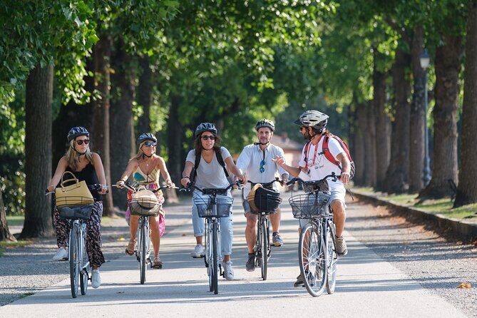 Lucca Bikes and Bites with food tastings for Small Groups or Private - Why This Tour Works Well