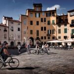 Lucca: Self-Guided Tour by Bike with MAP - The Experience on the Road