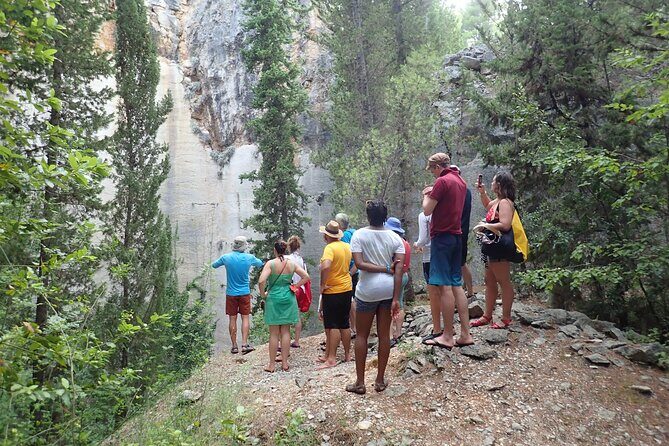 Lumbarda-Sunset Kayaking Experience with picnic: Wine and Sweets - The Value: Is It Worth the Price?