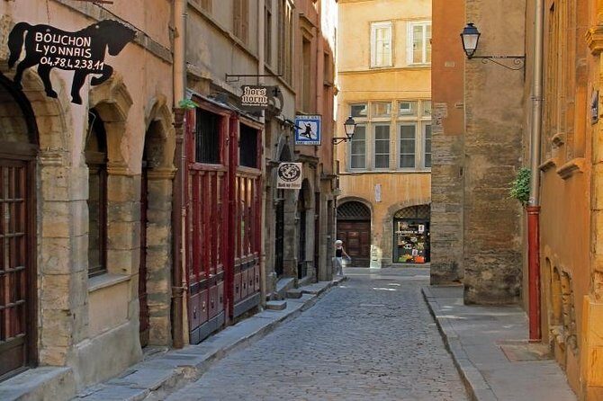 Lyon Old District : Private Walking Tour - The Real Value of This Tour