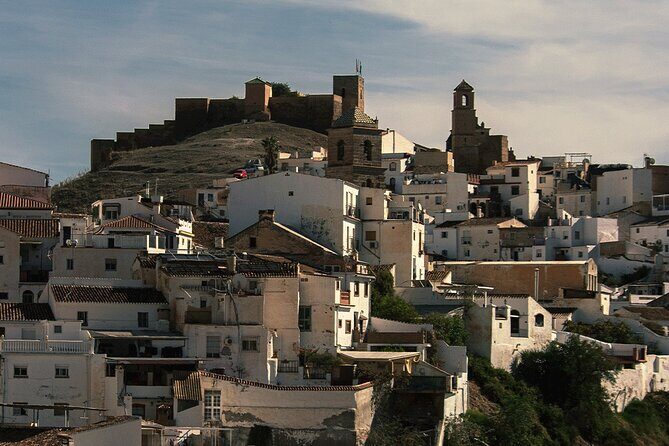 Málaga SmallGroup Wine Tour  Álora Castle Views & 4 Tastings - Exploring Álora’s Historic Charm
