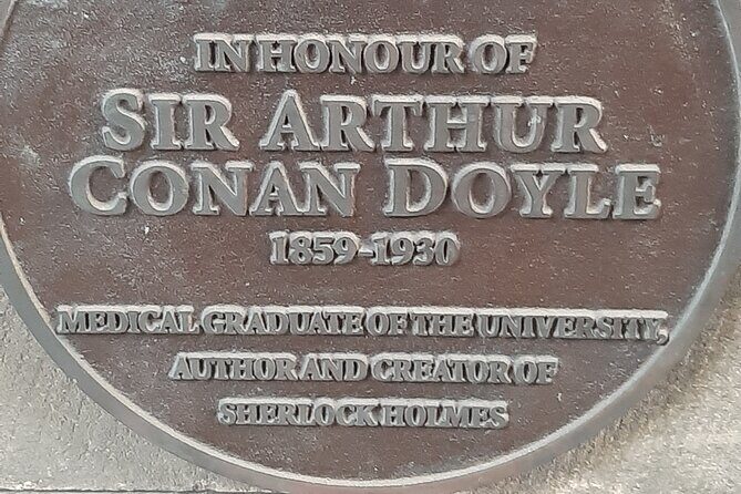 Medical and Surgical History of Edinburgh - Private Walking Tour - Who Should Consider This Tour