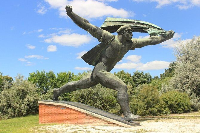 Memento Park Visit with Private Trabant Transfer - Authentic Experiences & Review Highlights