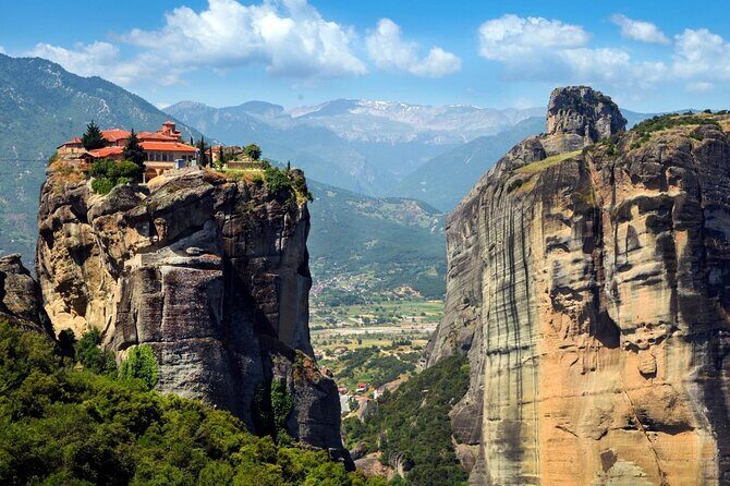 Meteora and Thermopylae Private Tour from Athens - What’s Included — And What’s Not