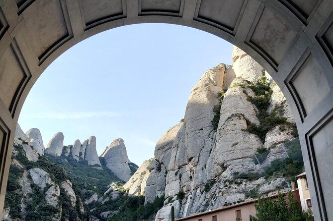 Montserrat Hiking Experience & Monastery Premium Small Group Tour - What Makes This Tour Stand Out?