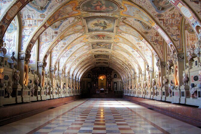 Munich Residenz Palace, Museum and Treasury Private Tour - In-Depth Review of the Tour