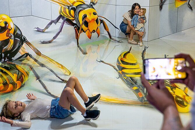 Museum of Illusions Guided Tour - Is It Worth the Price?