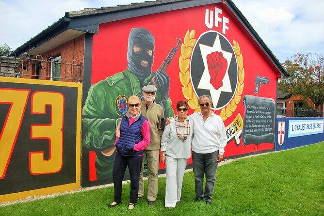 N0 1 Belfast black cab Irish and British mural 2hr private tour - Who Should Consider This Tour?