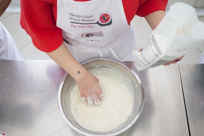 Neapolitan Pizzamaker for One Day - FAQs