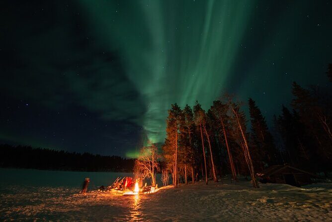 Northern Lights Hunting in Lappish old cottage - What the Tour Includes & What You Should Know