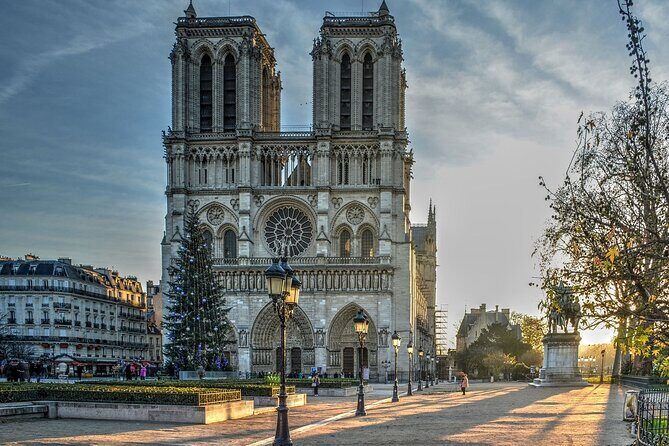 Notre Dame Cathedral Outdoor Walking Tour - The Realities of the Experience