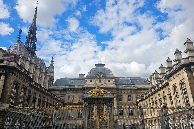 Notre Dame Outdoor Walking Tour + Skip The Line Sainte Chapelle. - FAQ