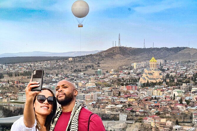 Old Tbilisi Highlights walking tour with wine & 10 tastings - What Travelers Are Saying