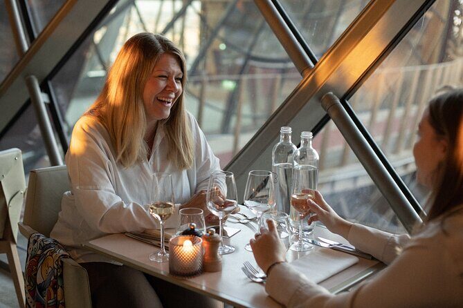 Paris Early Evening Dinner at Eiffel Tower's Madame Brasserie - FAQ