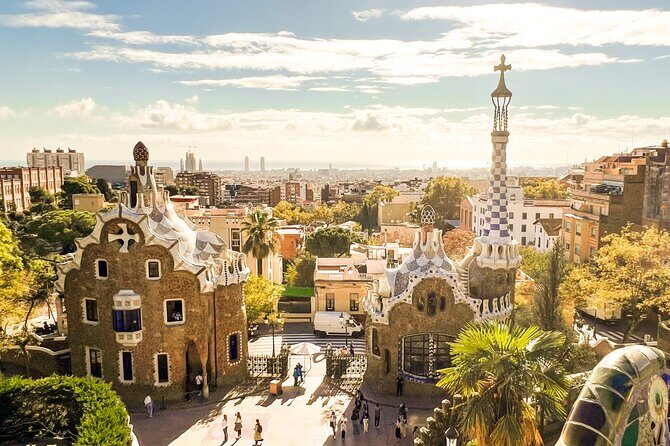 Park Guell & Sagrada Familia Tour with Skip the Line Tickets - Who Should Consider This Tour?
