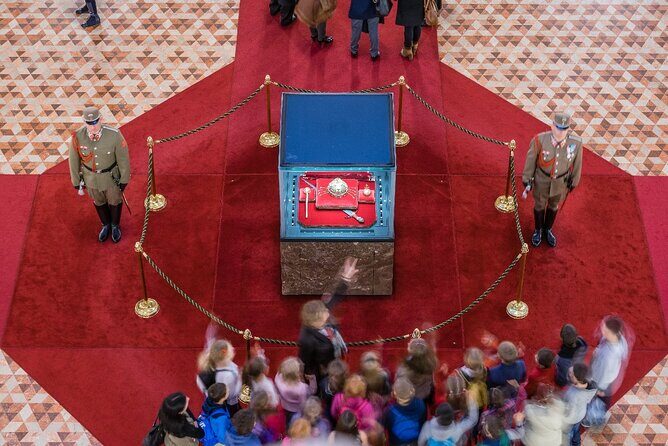 Parliament Tour in Budapest with Audio Guide - FAQ