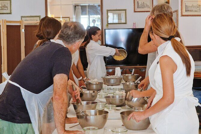 Pasta and Tiramisu Cooking Class in Rome, Piazza Navona - Who is This Experience Best Suited For?