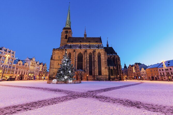 Pilsen Highlights Small-Group Tour and Pilsner Brewery Tour including Lunch and Beer Tasting - The Experience of a Guided Tour