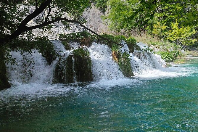 Plitvice Lakes Day Tour from Zadar, Simple and Safe - FAQs