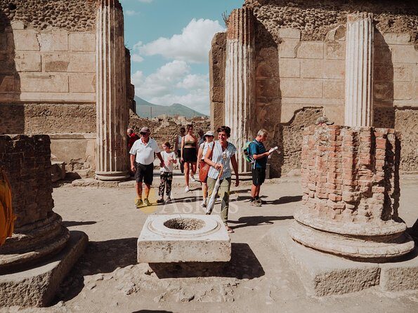 Pompeii and Herculaneum Private Walking Tour with an Archaeologist - FAQ