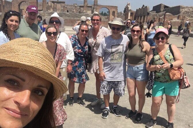 Pompeii & Naples Tour from Rome by Train, Includes Lunch - The Experience in Detail