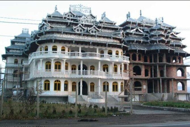 Poor Neighborhoods, Prison and Gypsy Castles - Private Tour - The Practical Side: What the Tour Offers