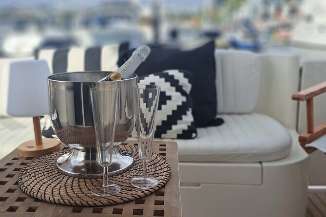 Porto: Luxury Yacht Tour on the Douro River - Sunset or Daytime - The Value of This Yacht Experience