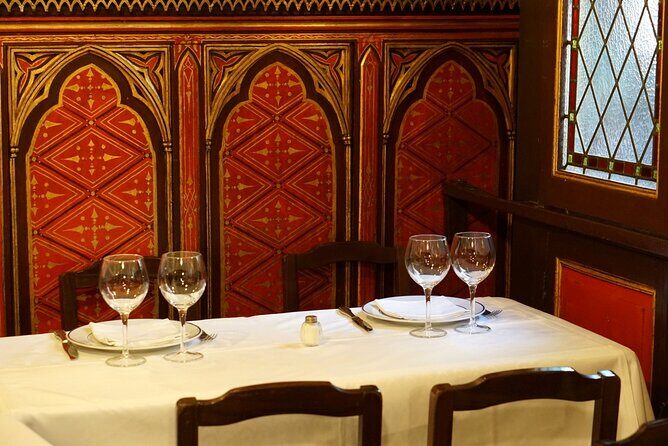 Prado Museum Tour & Lunch at the Oldest Restaurant in the World - Practical Details and Tips