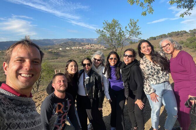 Priorat tour to 3 small wineries and hotel pick-up - The Transportation and Group Dynamic