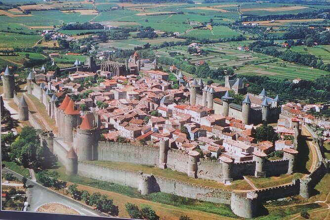 Private 2-hour Walking Tour of Carcassone with official tour guide - Practical Details: What You Should Know