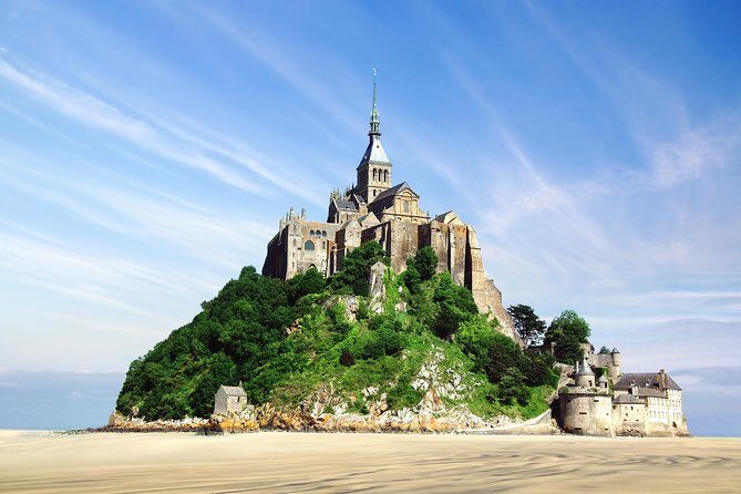 Private Day Tour of Mont Saint-Michel from Caen - What to Expect During the Day