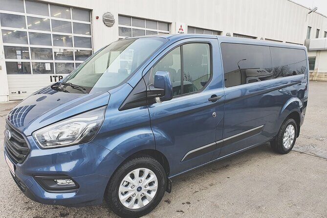 Private Driver to Bucharest from Airport Henri Coanda OTP - The Vehicle and Comfort