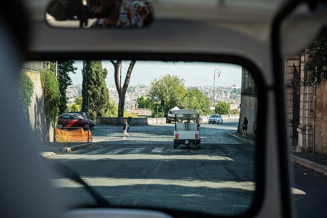 Private Electric Tuktuk Tour of Rome with Prosecco and Pickup - What We Love About This Experience