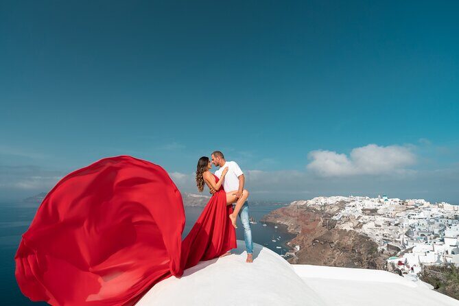 Private Flying Dress Photoshoot in Santorini - The Experience: Process and Delivery