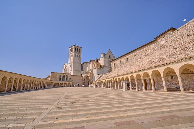 Private Full-Day Tour of Assisi and Cortona from Florence - Analyzing the Price and Value