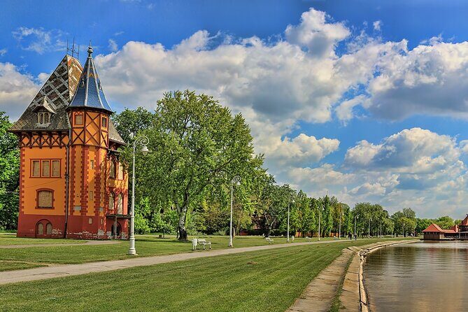 Private Full-Day Tour to Subotica, Pali lake & Sombor from Belgrade - Who Will Love This Tour?