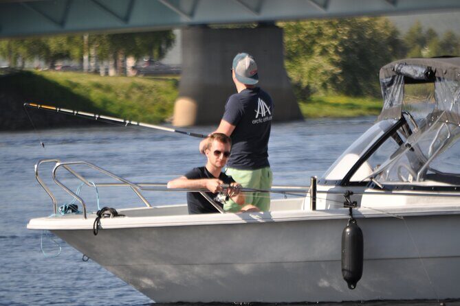Private Guided Fishing Boat Tour in Rovaniemi - What to Expect During the Tour