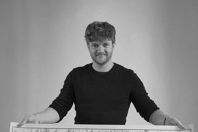 Private Guided Historical Walking Tour in Bruges Belgium - What to Expect from Your Guide and the Tour