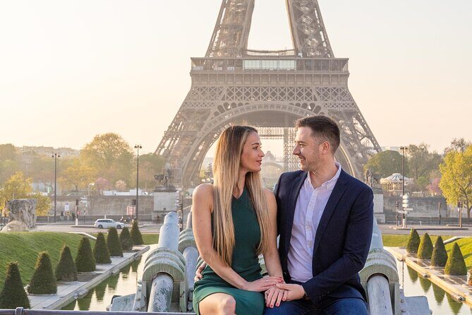 Private Guided Professional Photoshoot by the Eiffel Tower - The Value for Money