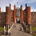 Private Guided Tour of Hampton Court Palace - The Value of a Private Guided Tour