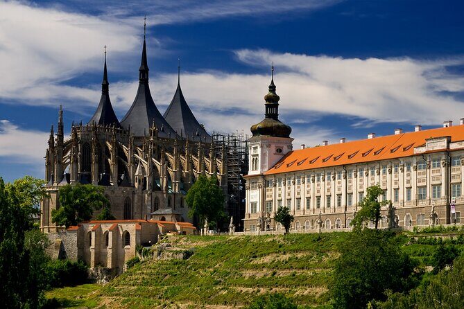 Private Guided Tour Prague to UNESCO Kutna Hora with Transfers - Value for Money