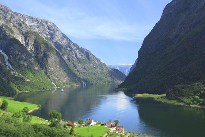 Private guided tour to Oslo - Nærøyfjord Cruise & Flåm Railway - The Itinerary: A Deep Dive