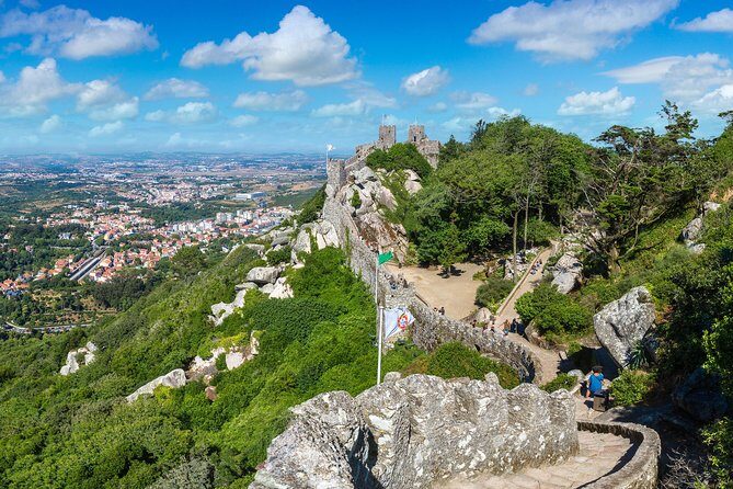 Private Half Day Tour to Sintra and Pena Palace from Lisbon - Potential Downsides or Considerations