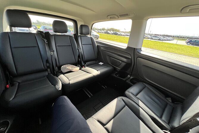 Private Krakow to or from Airport Transfer - Who Is This Transfer Best For?