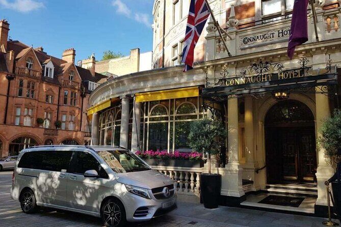 Private limo transfers Gatwick Airport to/from any London hotel - Deep Dive into the Itinerary and Service Details