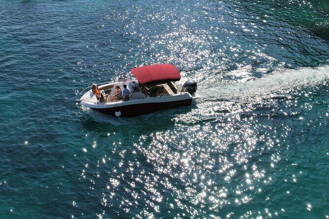 Private luxury speedboat tour-Islands, caves, beaches, snorkeling - The Skipper and Service