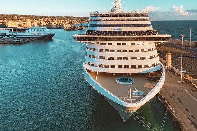 Private Luxury Transportation Between Rome and Civitavecchia Port - The Details of Your Journey