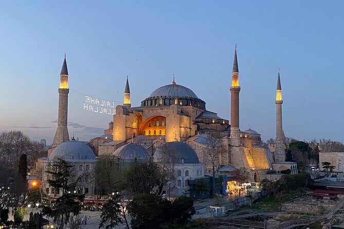 Private Minivan Transfer from Istanbul Airport - Vehicle Quality and Comfort