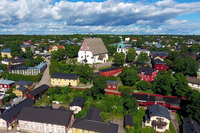 Private National Park and Porvoo Old Town tour from Helsinki - Analyzing the Cost and Value